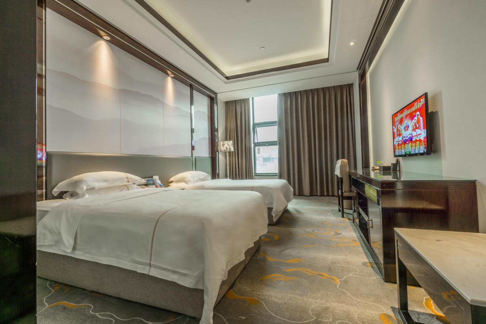 Jin-Tai Holiday Hotel Лэшань Экстерьер фото